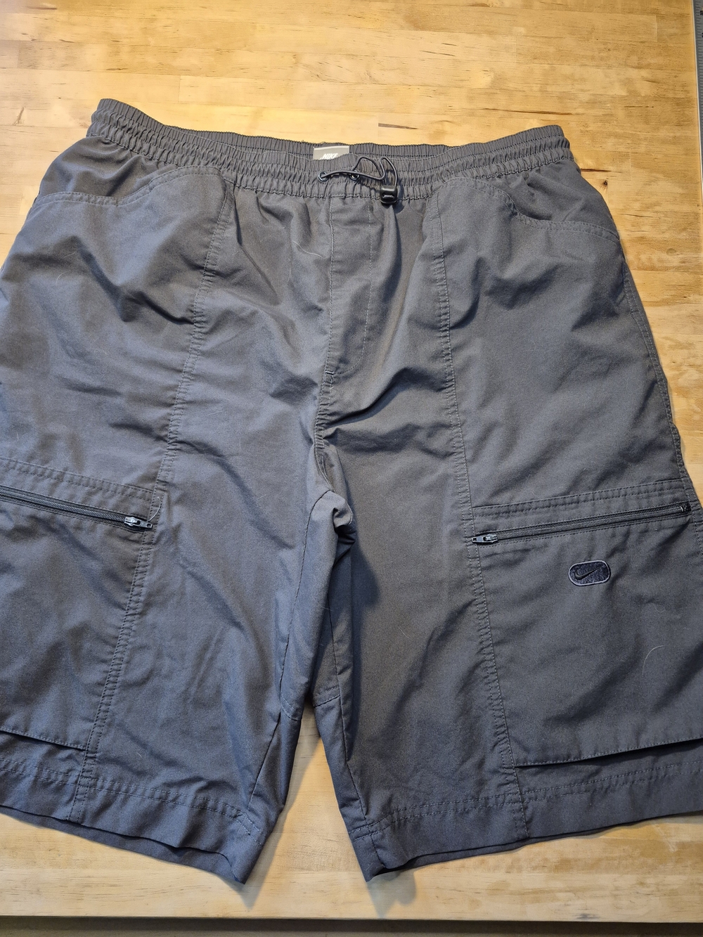 Nike Men's Charcoal Gray Cargo Hybrid Shorts